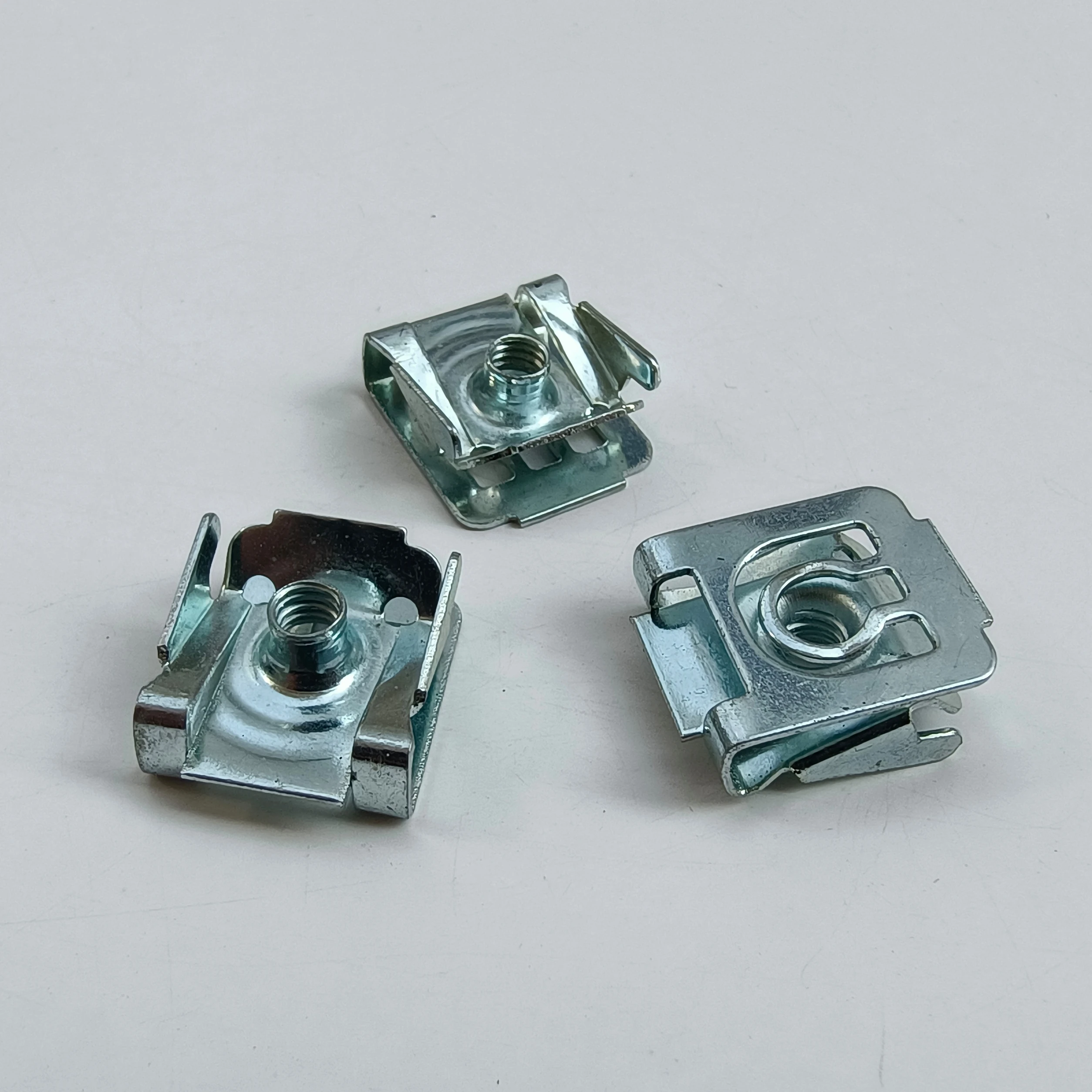 ZN U typ clip nut fast server rack M4 metal Clip-on nuts Spring Nuts model  Auto parts  steel manganes