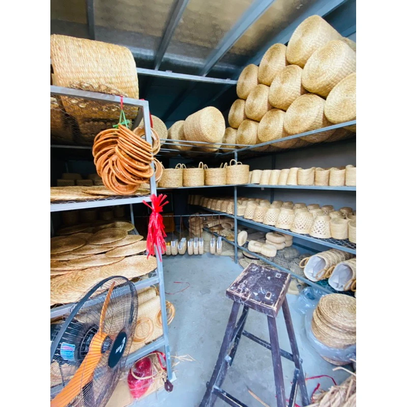 Wholesale Natural Wicker Rectangular Water Hyacinth Basket with Handles Styles for Picnic and Storage FAD7-1