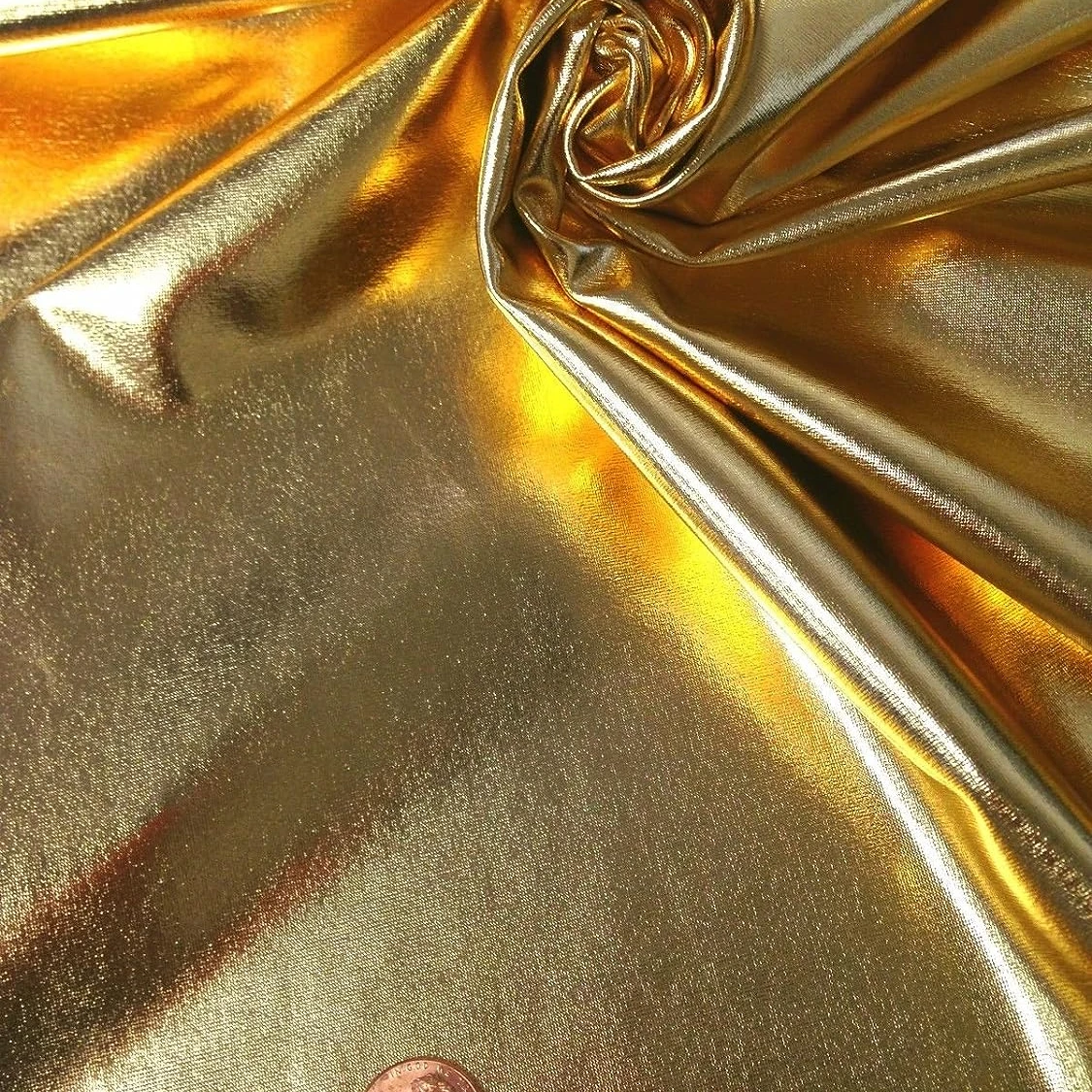 New Gold Foil Printing Fabric Bronzed Gold Stamping Polyester Garments Plain Floral Interlock Knitted Warp Girls Lining Car Use