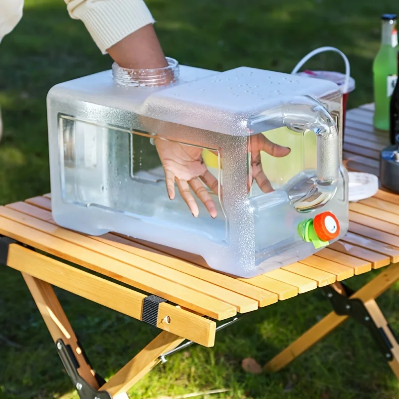 Outdoor Transparent Plastic Water Bucket Faucet Self-Driving Tour Mineral Pure Drinking Water Storage Tank for Car Camping
