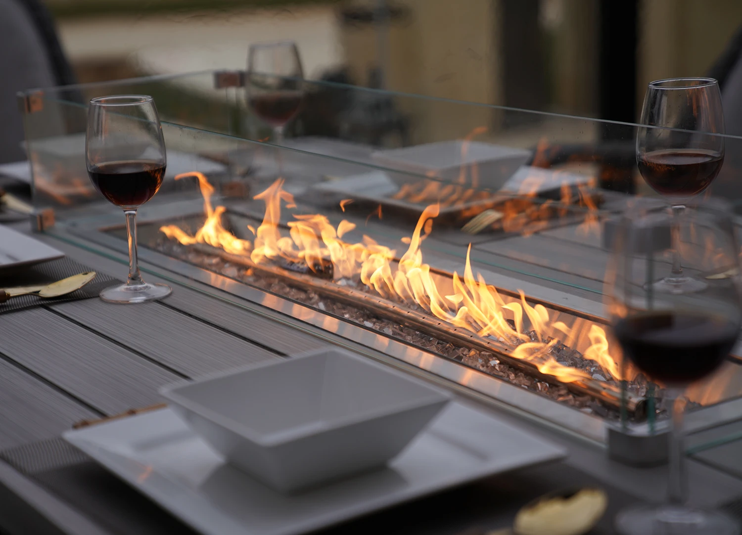 High Quality Outdoor Wicker Sofa Set Garden Sofa Rattan Furniture with Rectangle Fire Pit Table