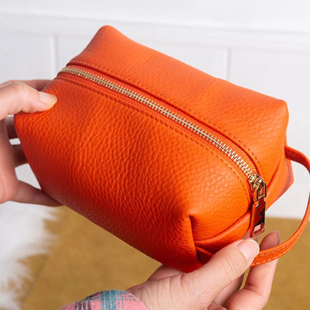 Makeup Bag Portable Genuine Leather Waterproof Toiletry Pouch Travel Make up Bag Multifunctional Brush Cosmetic Bag for Women