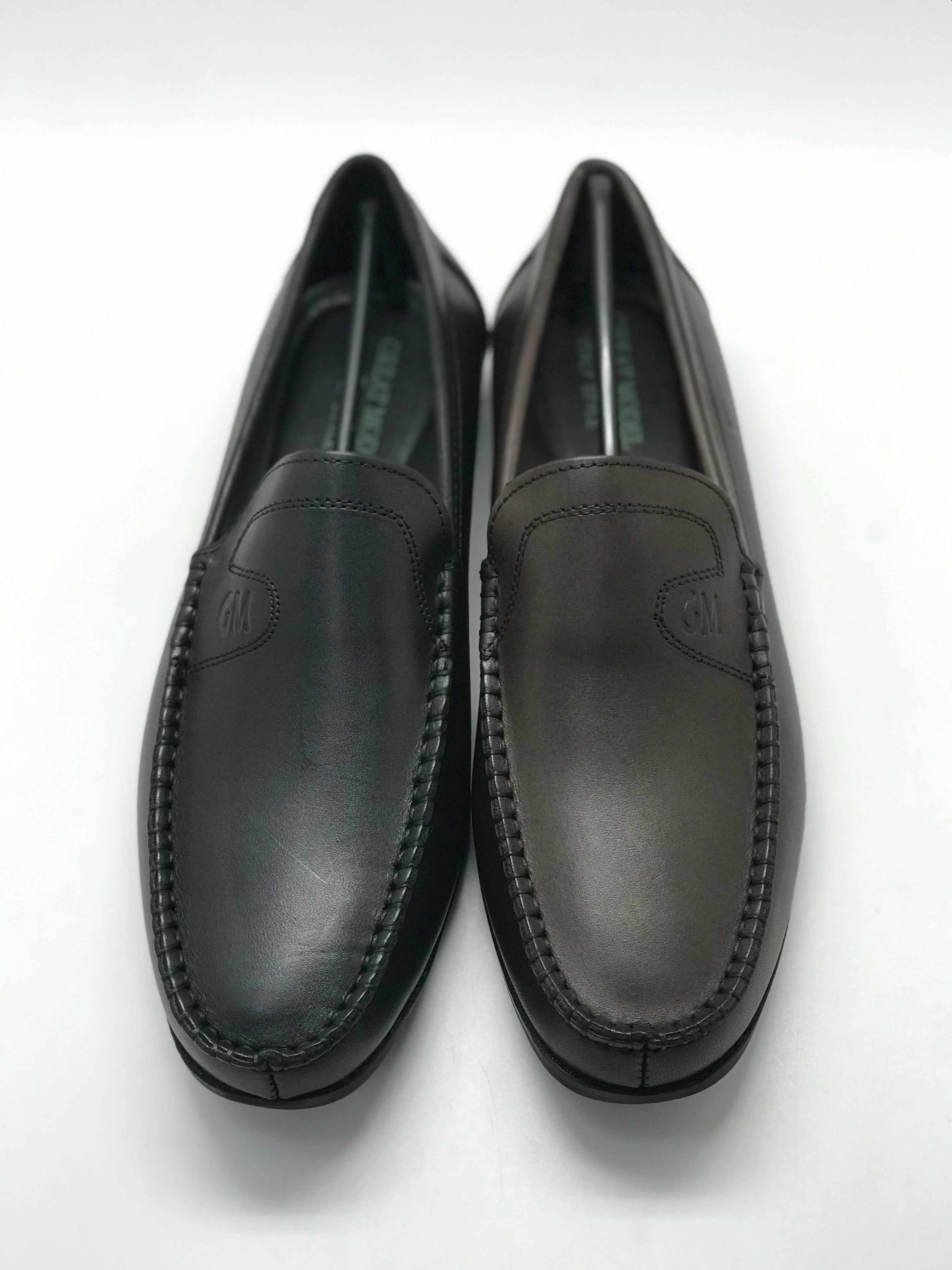 China Factory New Style Walking Men Slip-on Loafers Lightweight Mens Casual Shoes Driving Shoes For Men Loafer stock Moccasins