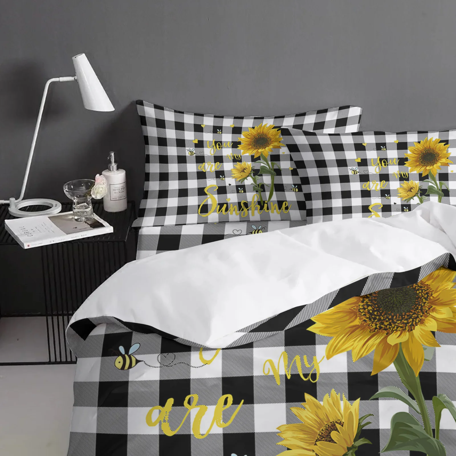 Sunflower Bedspread Black Yellow Spring Floral Decorative 4 Piece Bedding Set for King Bed