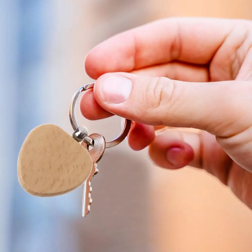 Daily Life Convenient Use Decoration Different Shape Wooden Keychain Blank