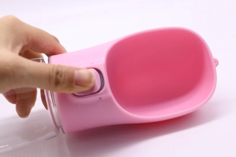 Made in China Portable Dog Drinking Drinker Wholesale Pet Dog Drinking Bottle