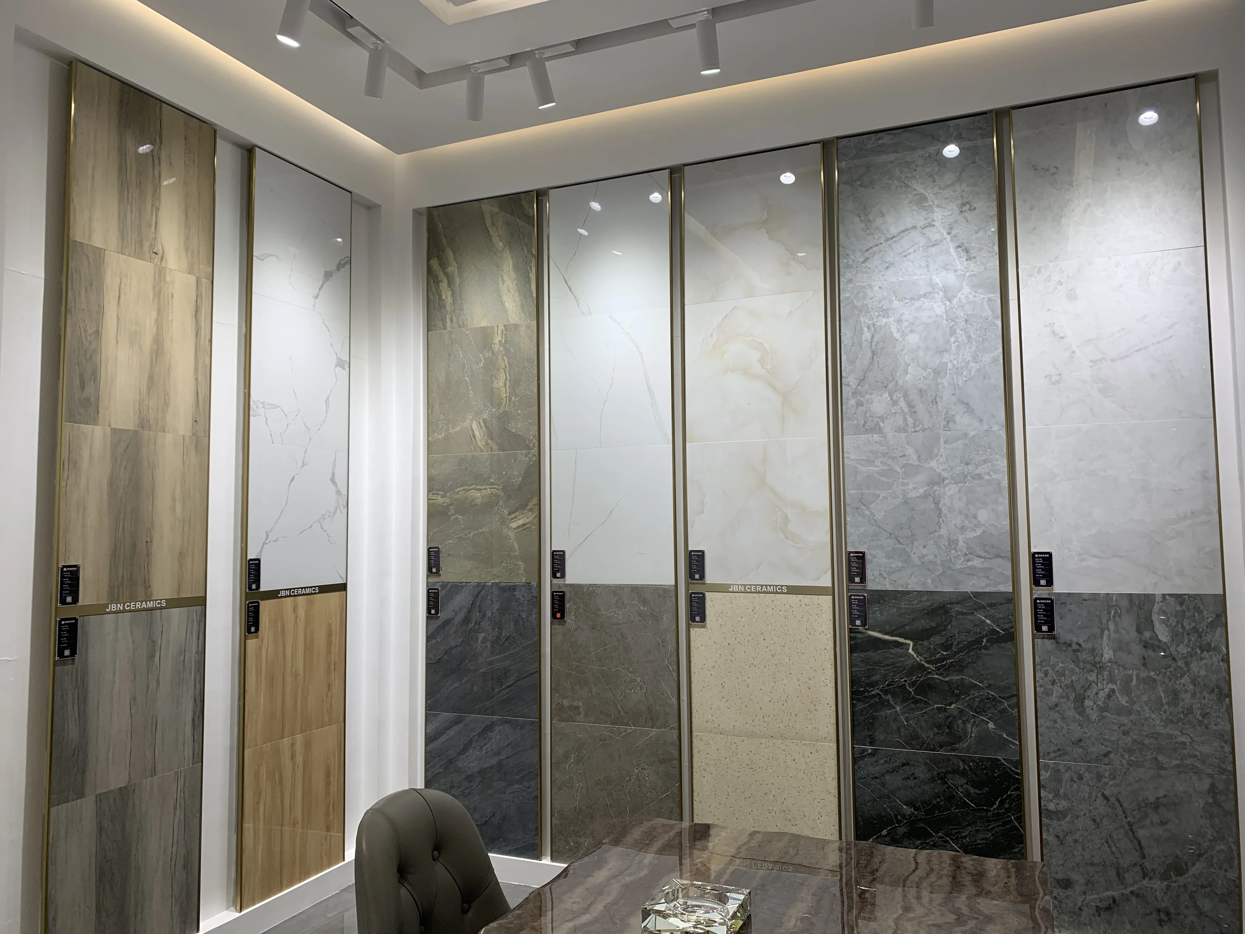
JBN ceramic glazed wooden look porcelain ceramic tiles 600x600mm from foshan 
