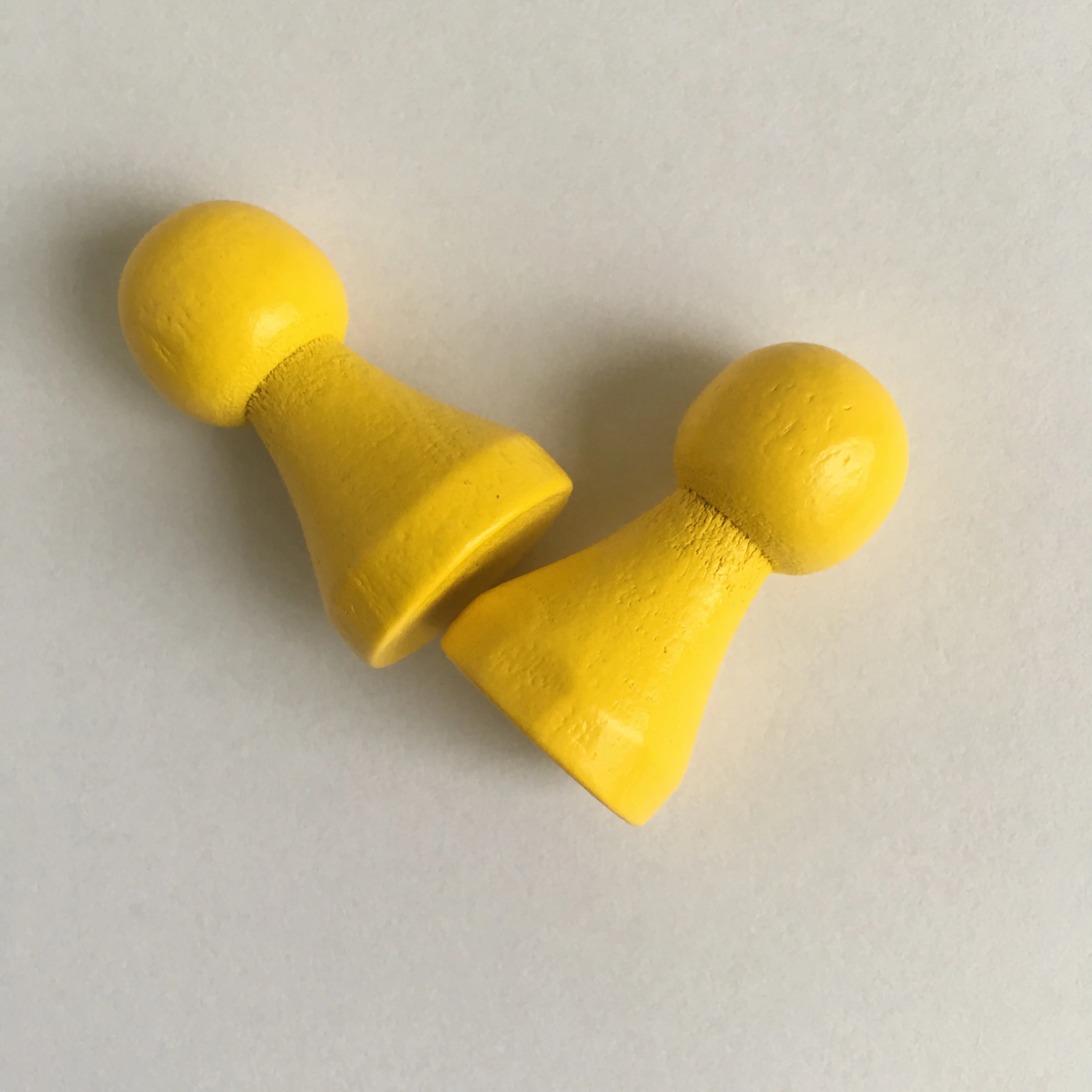 
Wholesale 15*28MM Wooden Tabletop Game Pawns 
