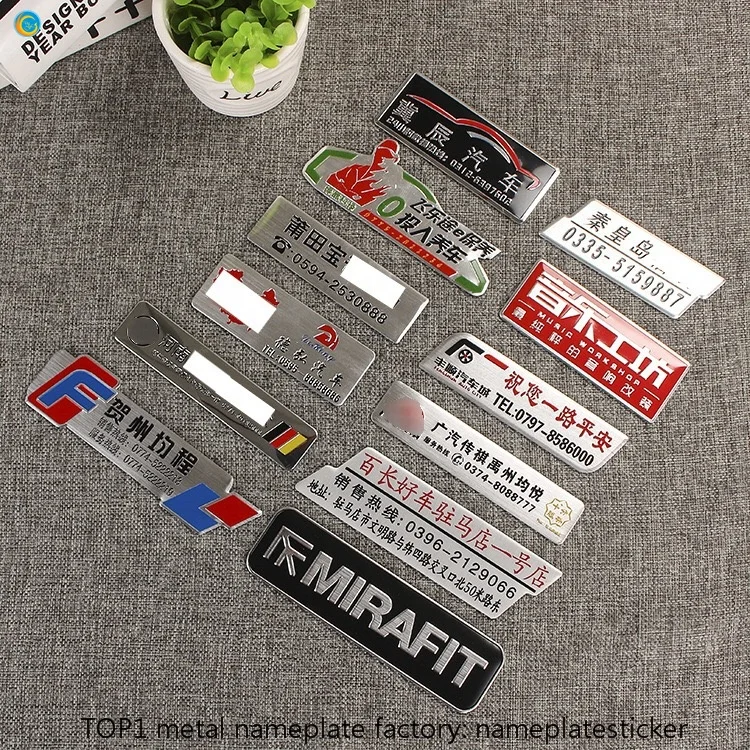 
metal badges 