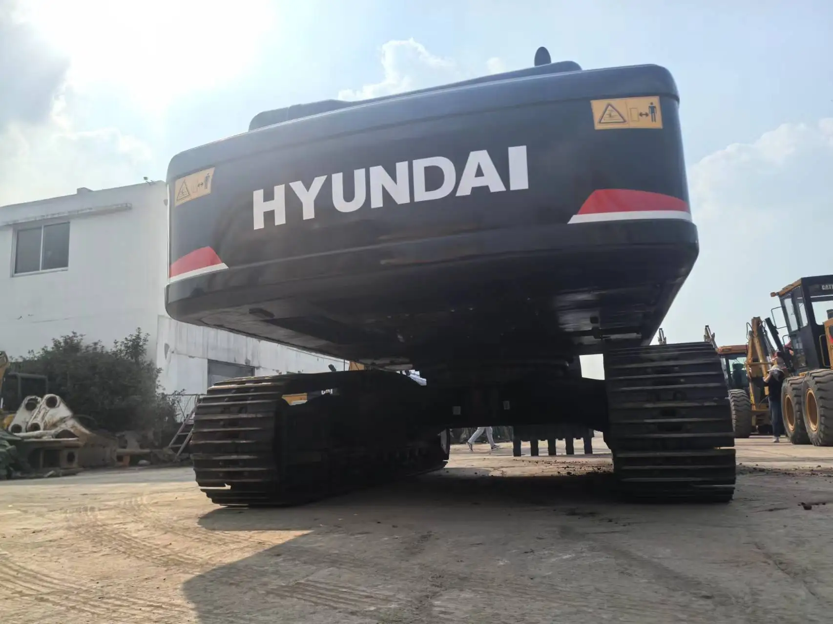 Used  Excavator Hyundai 300 Excavator Hot Sale In Shanghai
