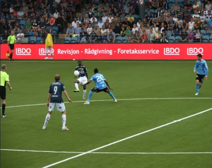 P6 P8 P10 960*960/768*1024 stadium fence led display/football perimeter led Panel/stadium electronic advertising