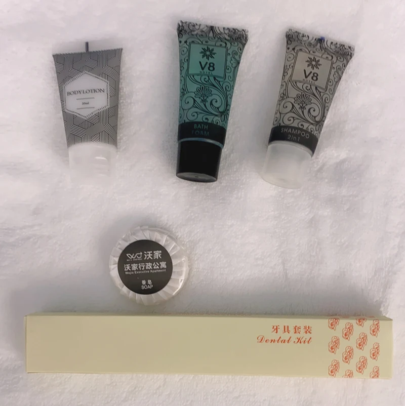 Hotel Guest Room Toiletries Amenities Supplies Set Disposable toothbrush comb shower gel