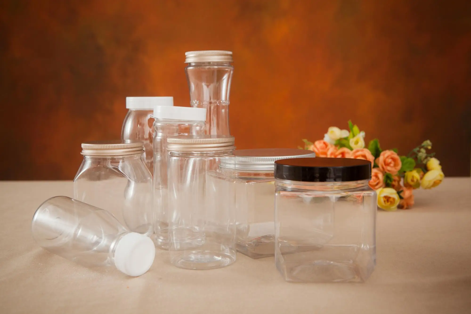 Custom 250ml PET Plastic Honey Storage Jar with Lids Empty Packaging Container for Cosmetics Food Cream Large Candy Jars