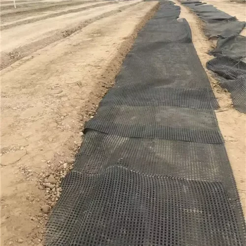 Soil Reinforcement fiberglass geogrids coated with bitumen For asphalt Road Construction