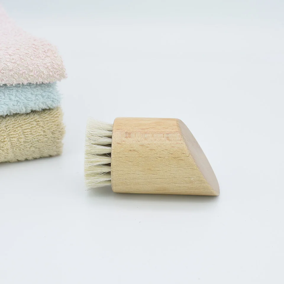 Custom Logo Natural Beech Wood Soft Horse Hair Face Brush Exfoliating Cleanser Facial Cleaning Tool