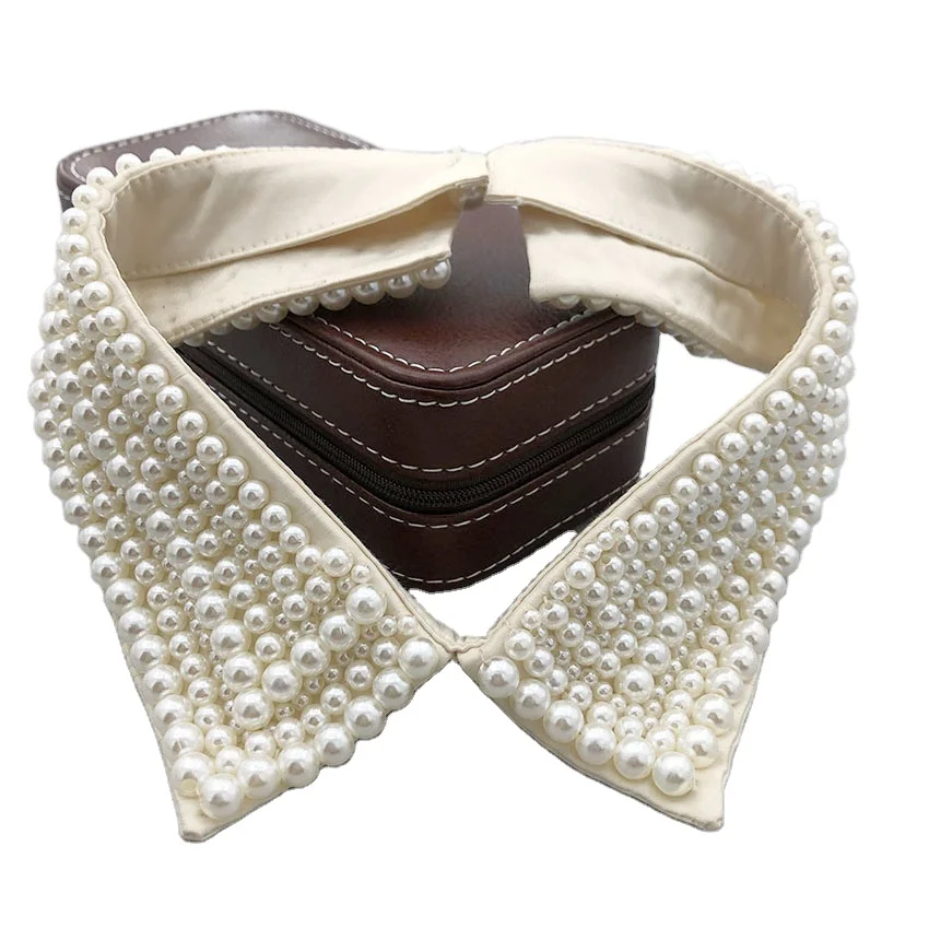 Женское колье-чокер в винтажном стиле с искусственным