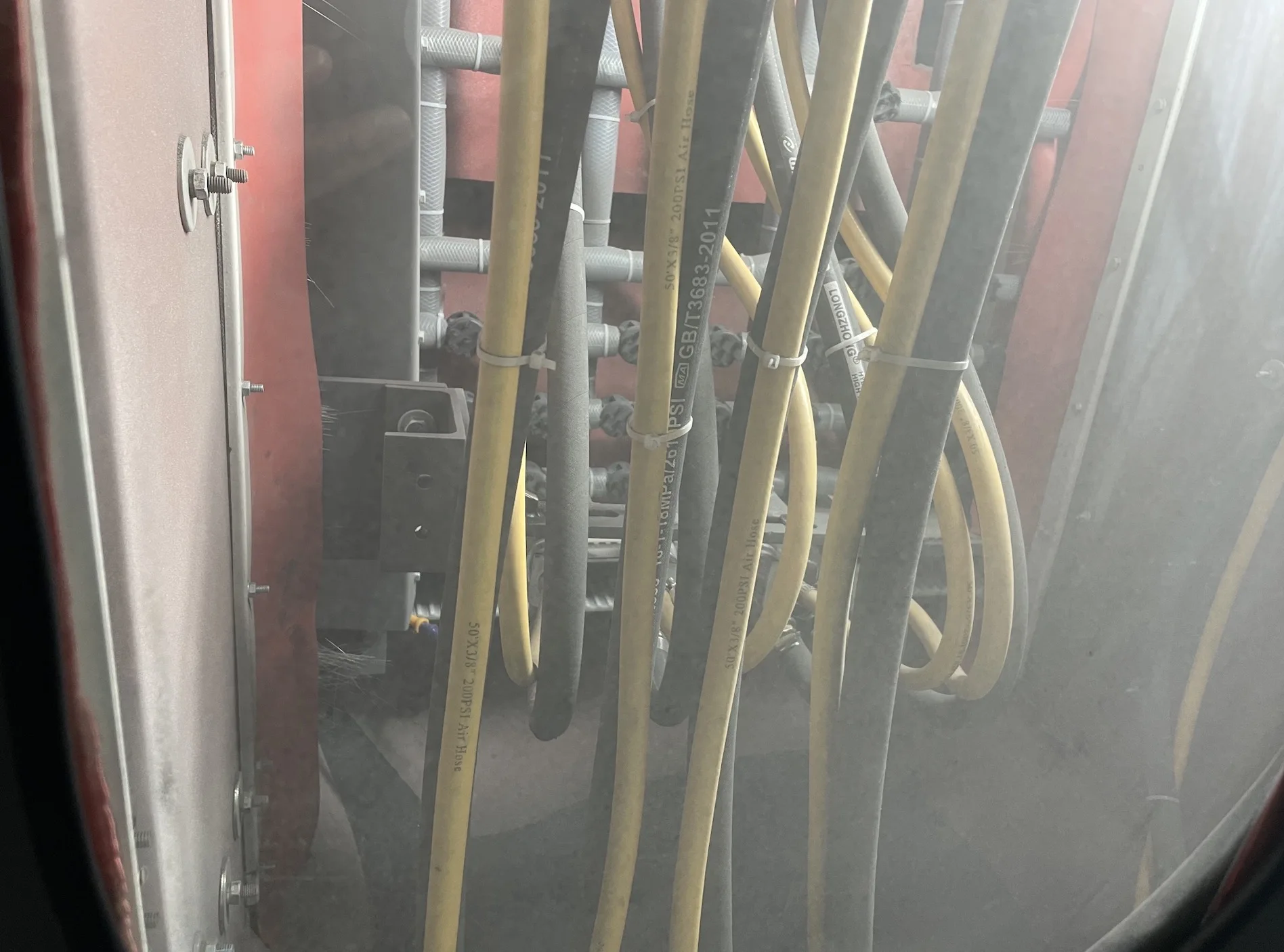 High Speed and Energy Saving Vertical Glass Sandblasting Machine