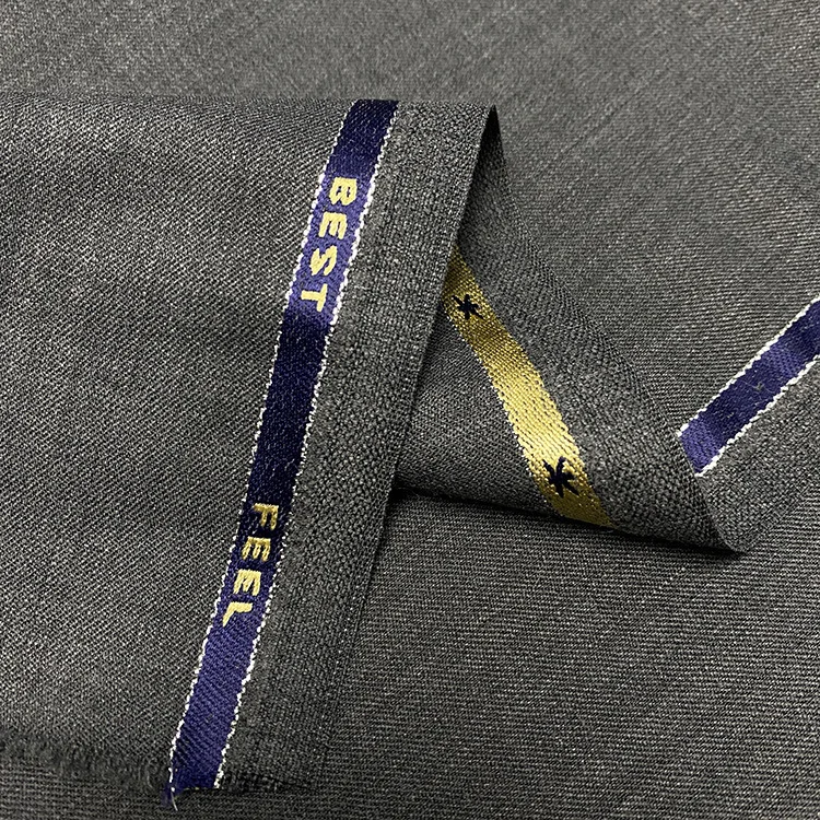 TR 80 Polyester 20 Viscose Fabric 24*31 100*78 300G/M Woven Twill Muslim Men Suit  Arabic White FabricFor Dress Suiting