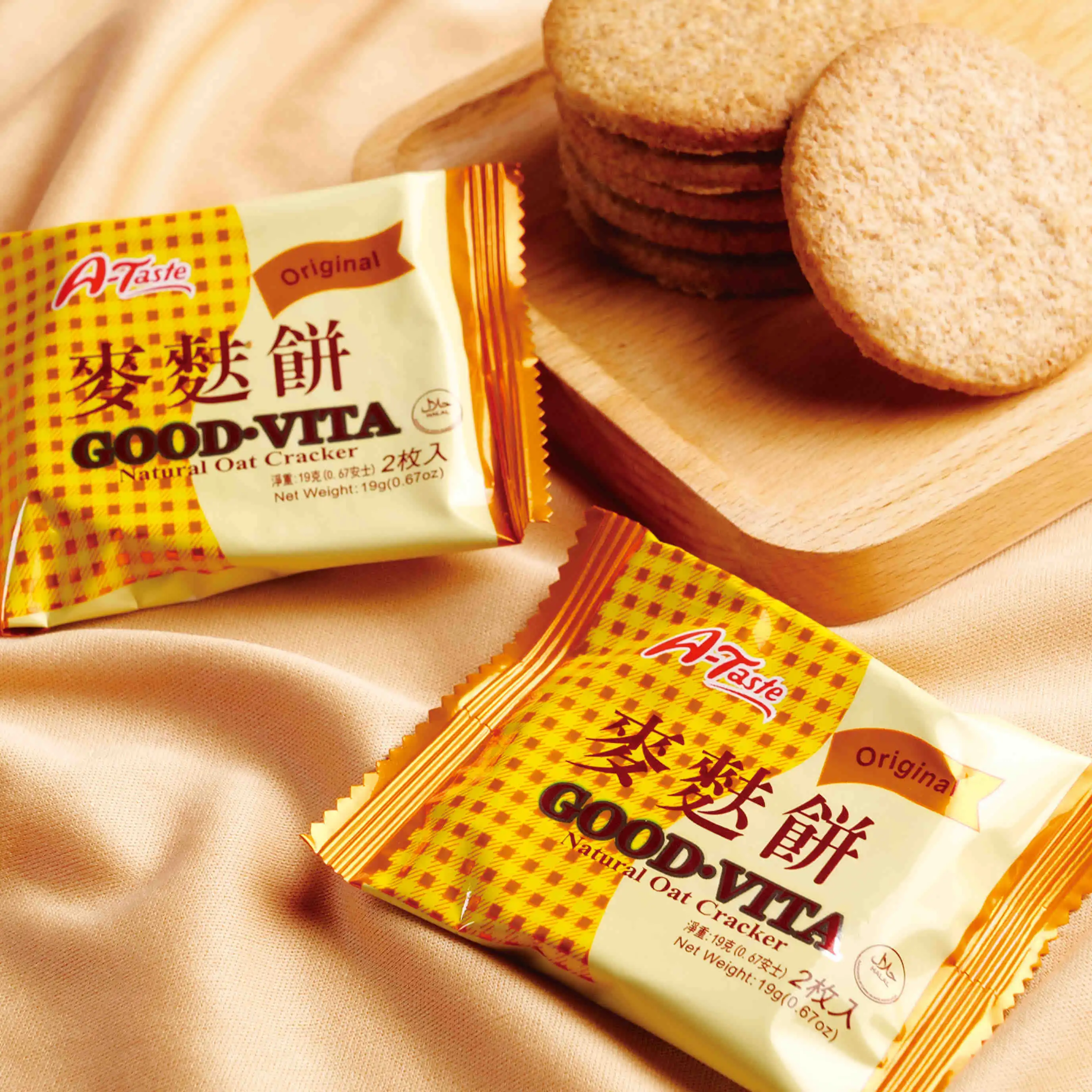 Natural Oat Cracker Customized Packaging Buckwheat Cracker Natural Puffed  Wheat Thins Crackers for Breakfast