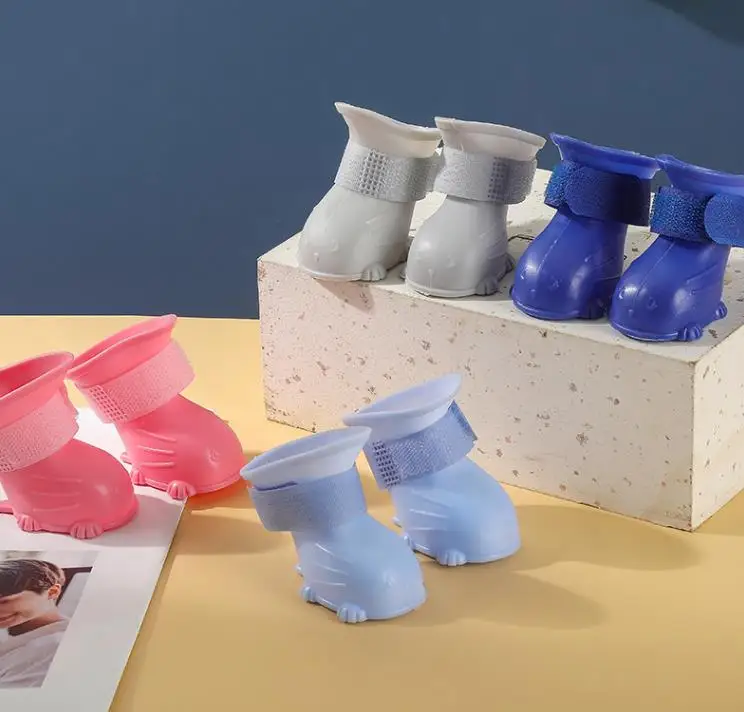 Winter warm pet foot gloves Rainy walking dog shoes snow dog foot gloves