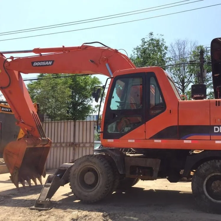 Б/у гусеничный экскаватор DOOSAN DH210 DH220 в хорошем рабочем состоянии