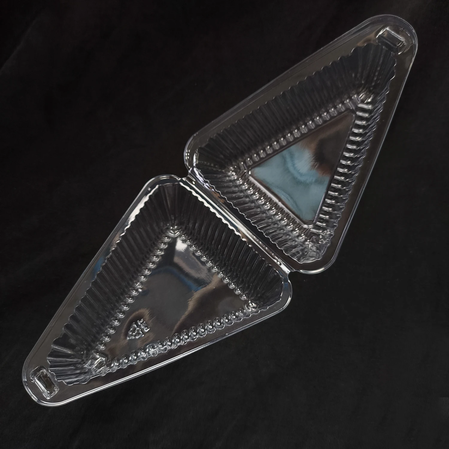 Transparent PET Plastic Cake Box Disposable Clamshell Food Container for Packaging Storing Lunch Use
