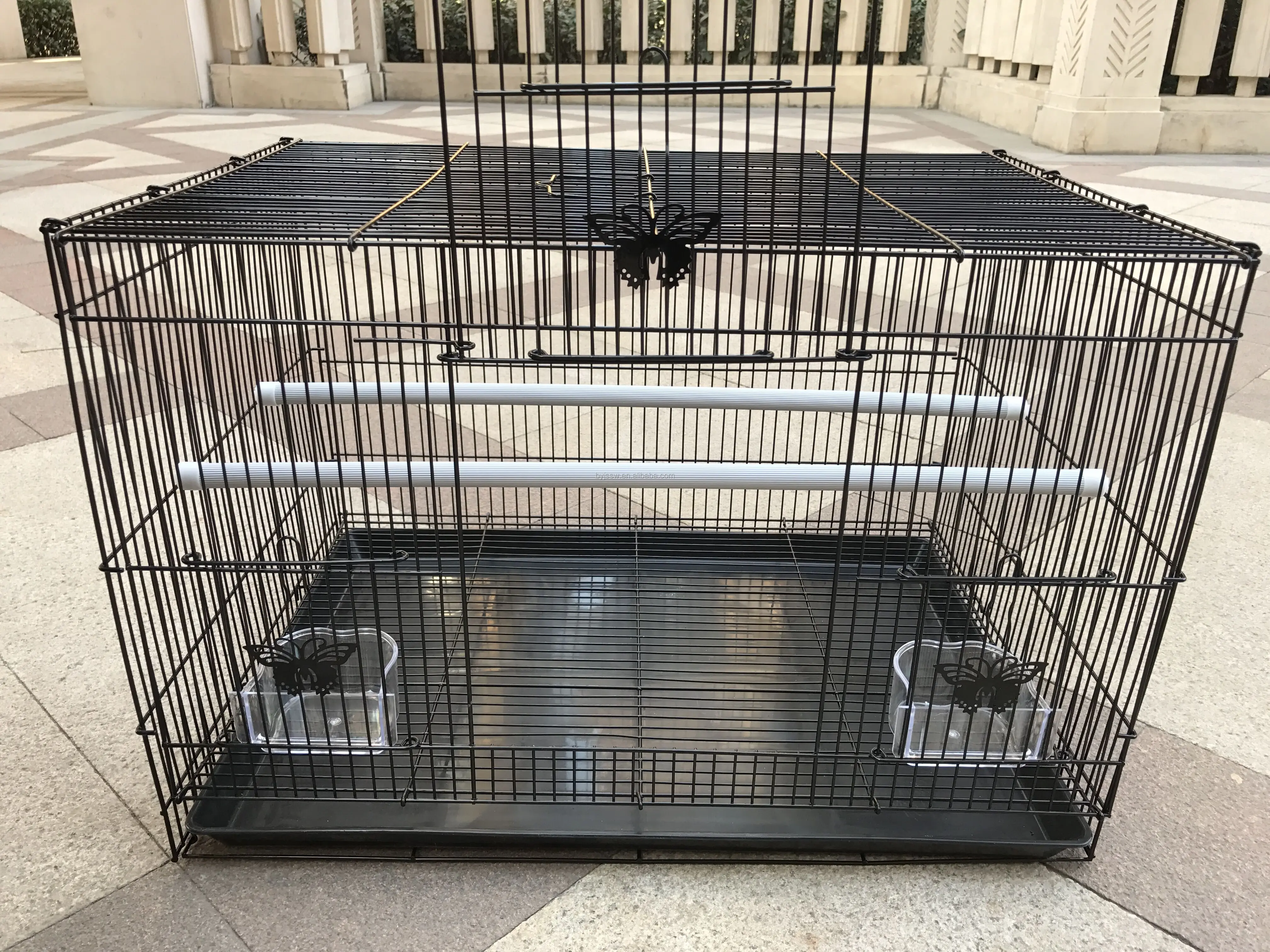 pvc coateding wire mesh bird cages with different colors