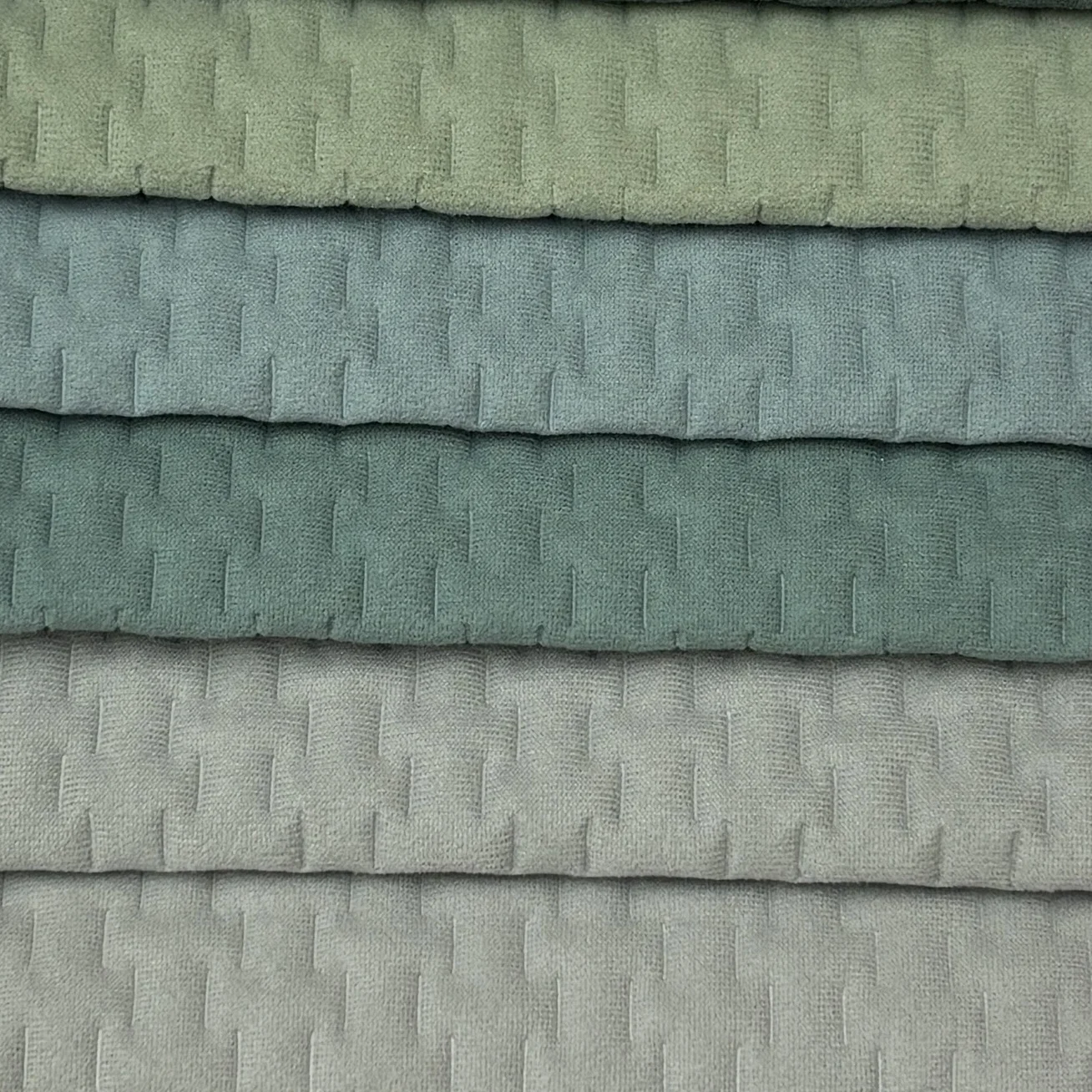 Weipai Complete in Specifications Customized Manufacturer Chiffon Dutch Luxury 245gsm 148cm Sofa Velvet Fabric