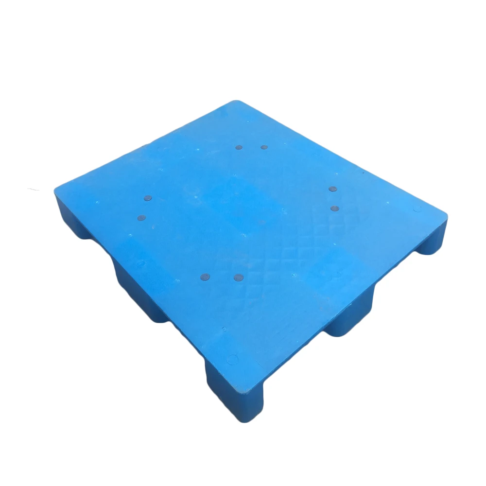 Heavy duty closed deck with steels bars cheap euro plastic pallet 1200X1000