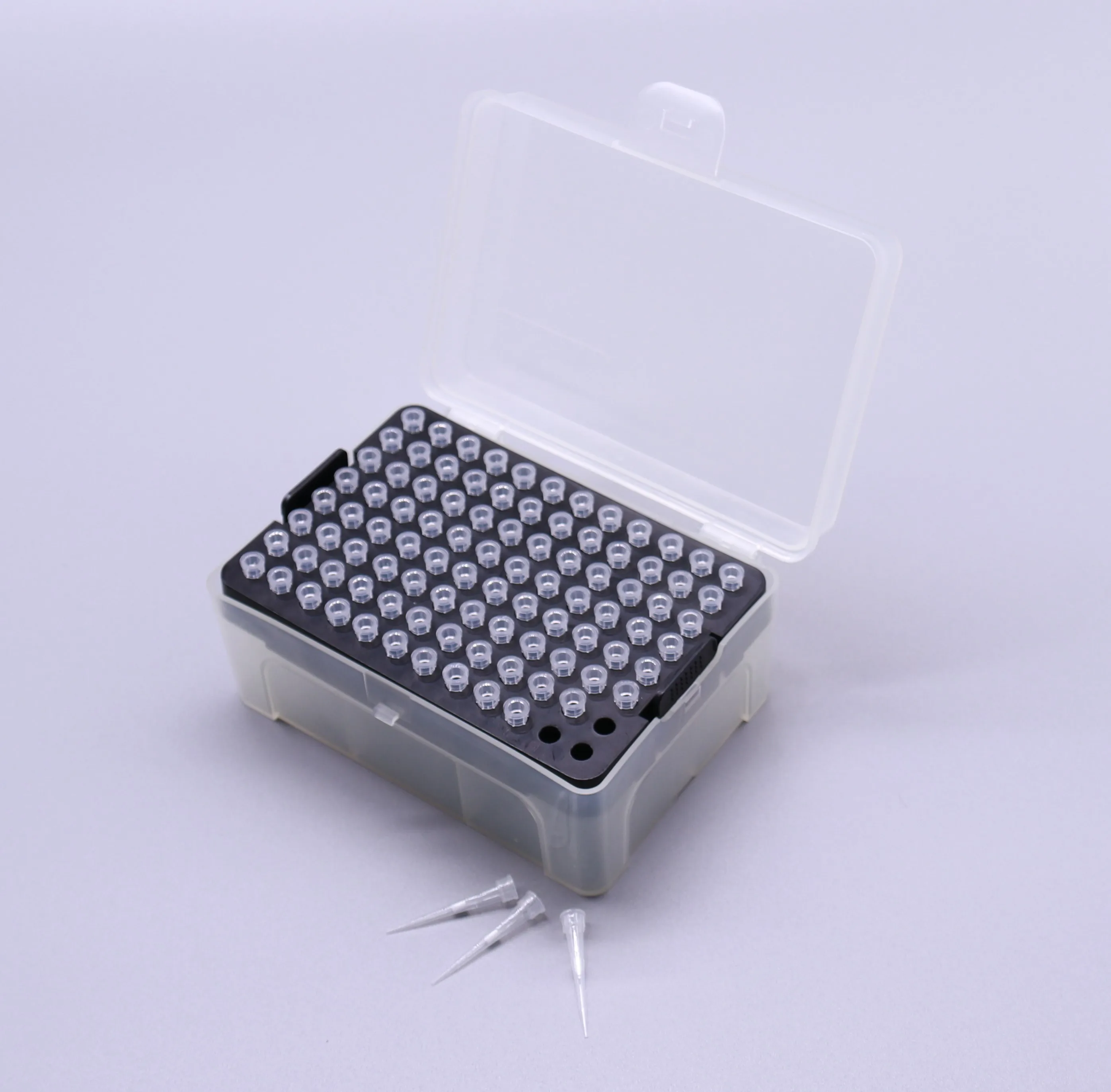 Laboratory plastic universal pipette tips