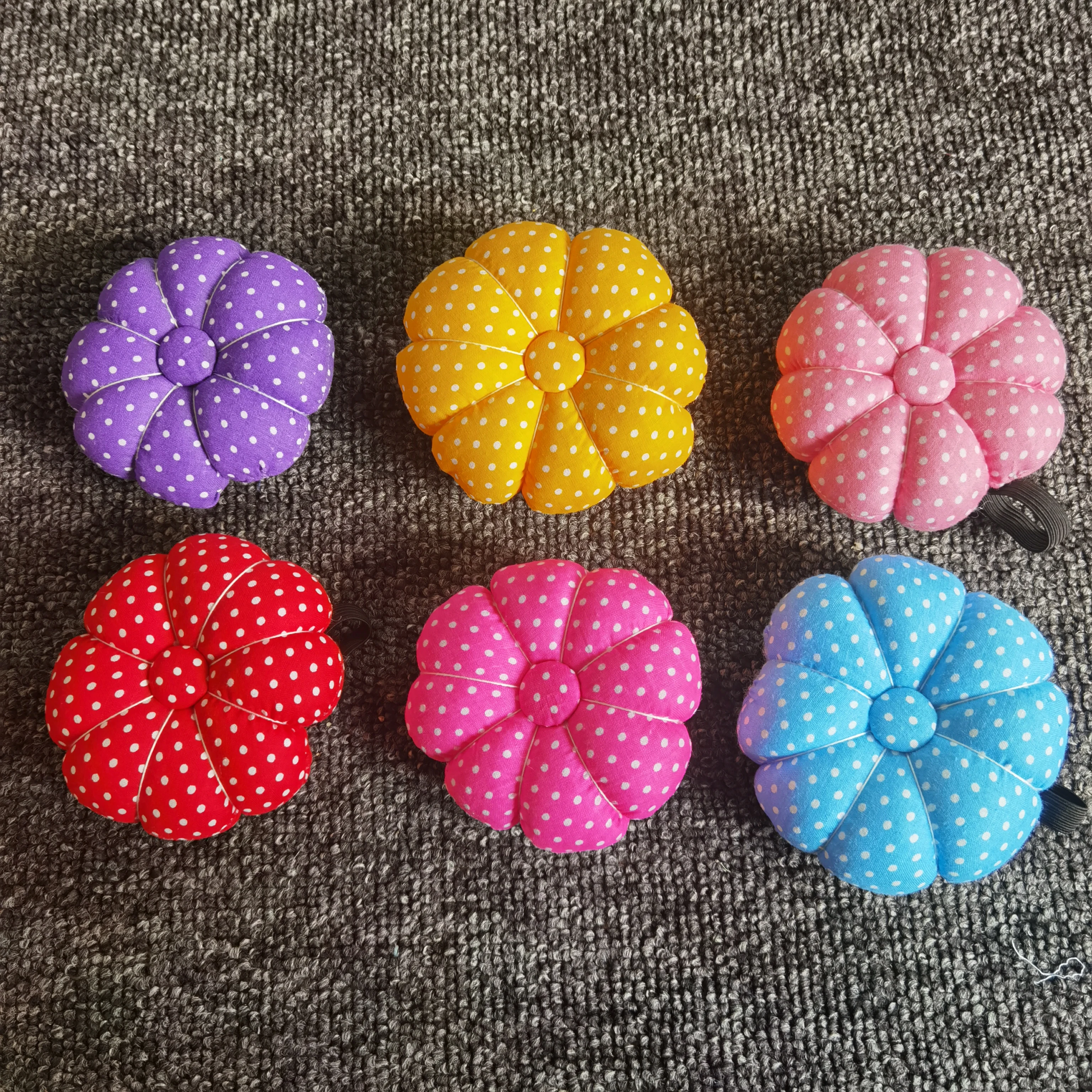 Pumpkin shape wrist carrying style pin cushion,large size pin cushion