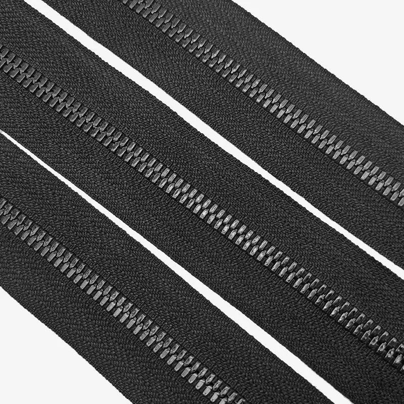 YN-MZR06-#5 Garment Accessories corn Teeth multi color Metal Long Chains Zipper Roll For garment production