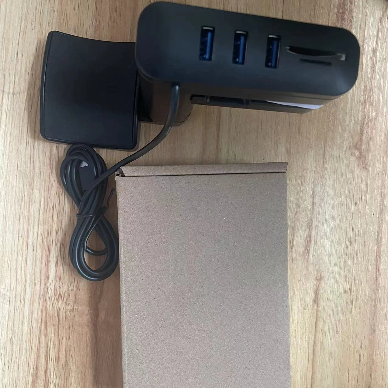 Free Logo Custom usb Charging Port Hub Headphone Holder Headset Stand Headphone Display Hanger