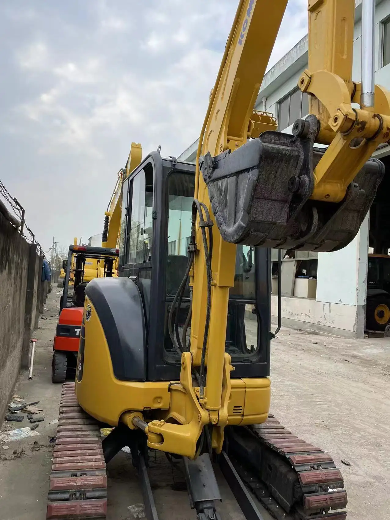 Japan Used Excavator PC35MR mini Excavator PC35 Komatsu Excavator pc15 pc18mr pc30mr pc35mr pc40 pc50mr for sale