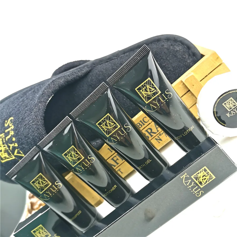 Luxury OEM 5 Star Disposable Toiletries Kit Accessories Set for Bathroom Hotel Amenities