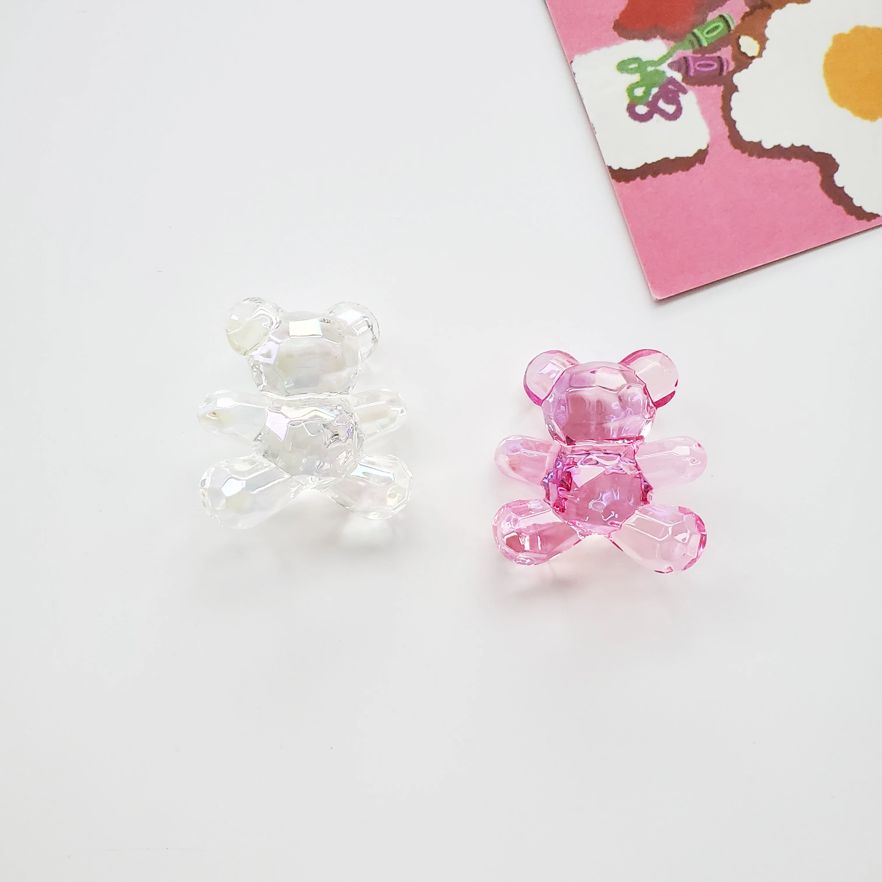 Kawaii Acrylic Beads Transparent Colorful Korean Back Hole Bling Glitter Teddy Bear Beads For Jewelry Making Accessory Kids Toys