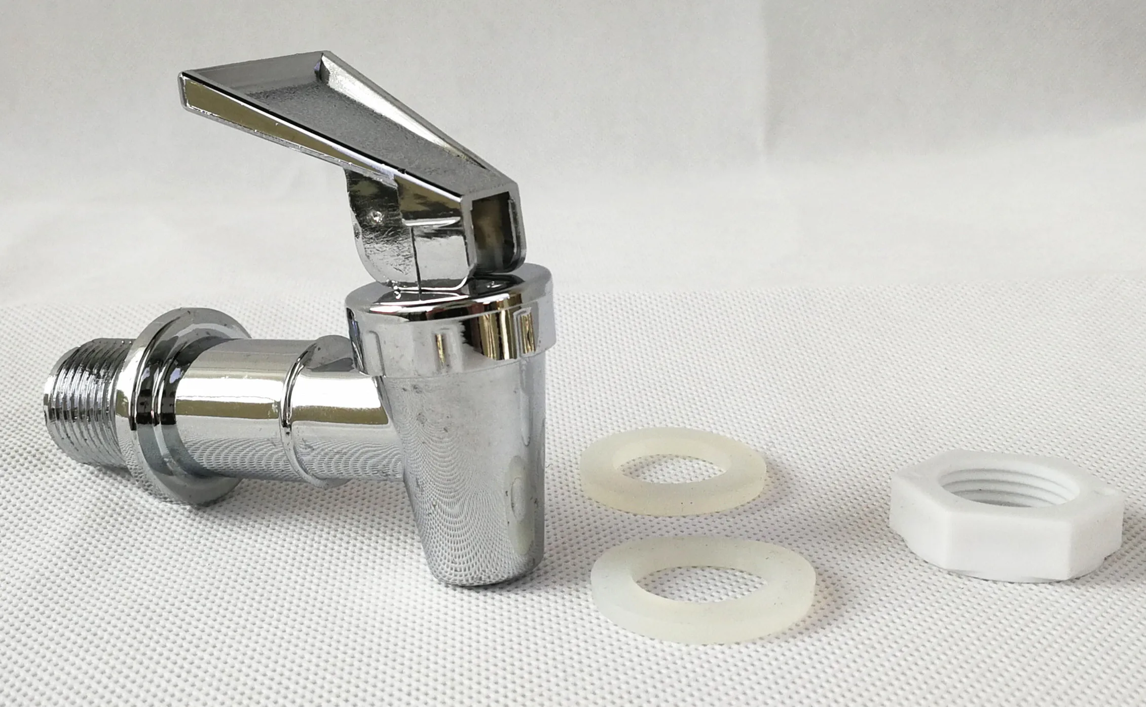 High Quality Replacement Lever Pour Spout for Beverage Dispenser