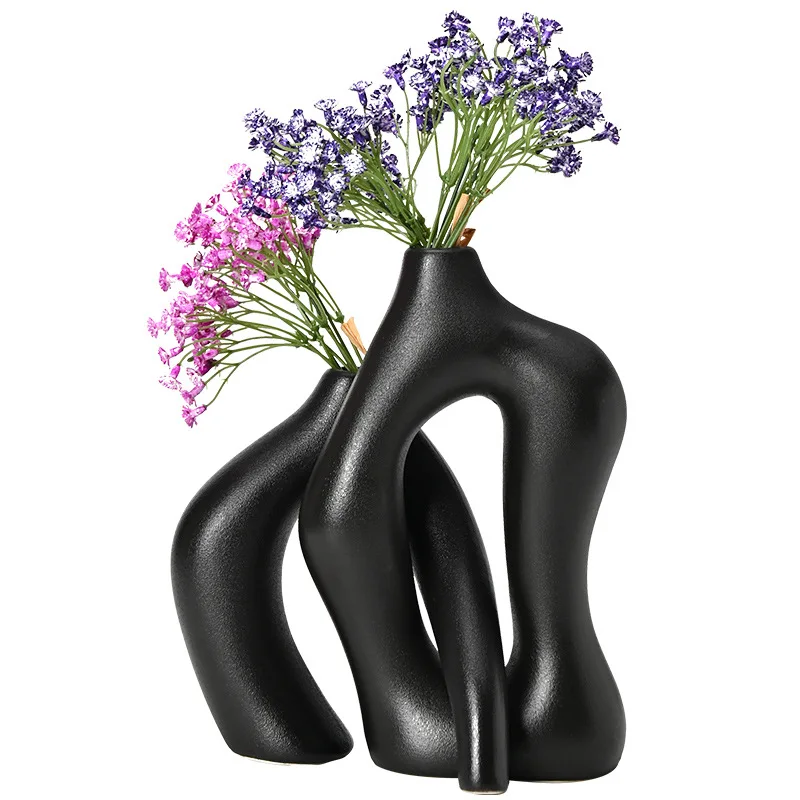 Nordic-Inspired Black and White Matt Glaze Ceramic Vase - Wholesale for Modern Home Decor
