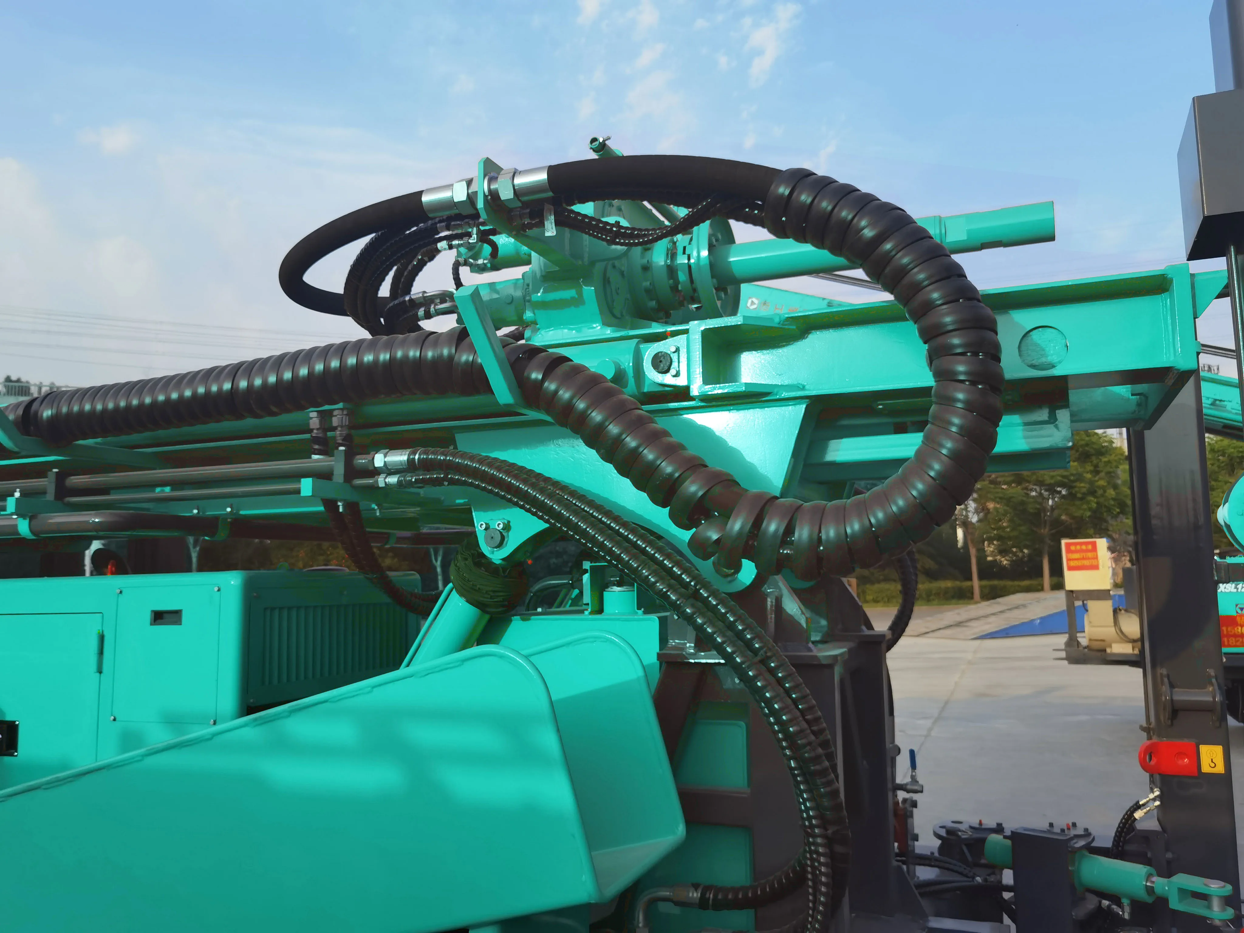 HFX 300m Crawler Deep Borehole diesel Hydraulic Mining Machinery Mine Drilling Rig Wells Drilling Machine
