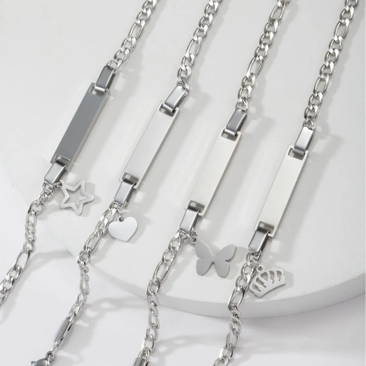 Custom Name Bracelet 18k Gold Plated Stainless Steel Baby Bracelet Butterfly Heart Crown Charm Personalized Jewelry for Gift