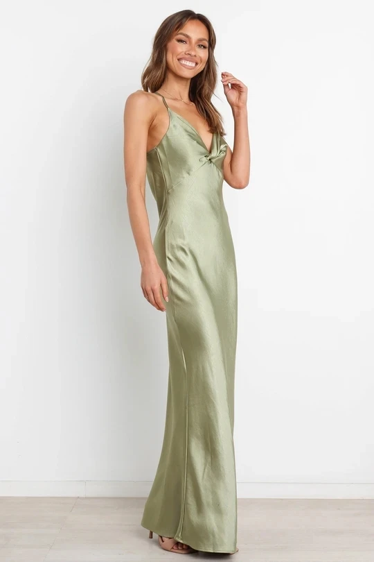 2021 summer  Sexy Evening Satin dress lady Satin and halter fishtail dress Sleep backless dress