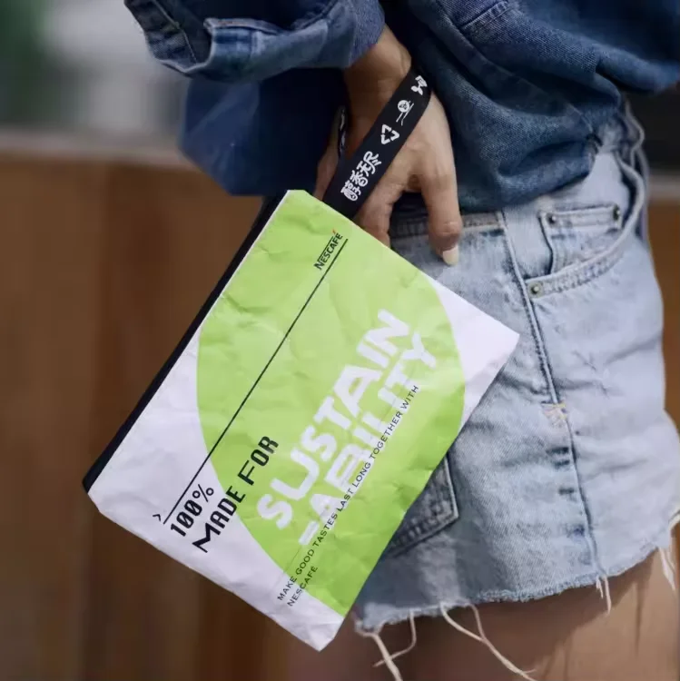 Custom Printing Washable Kraft Paper Makeup Pouch Bag Durable Pouch Tyvek Cosmetic Bag with Zipper