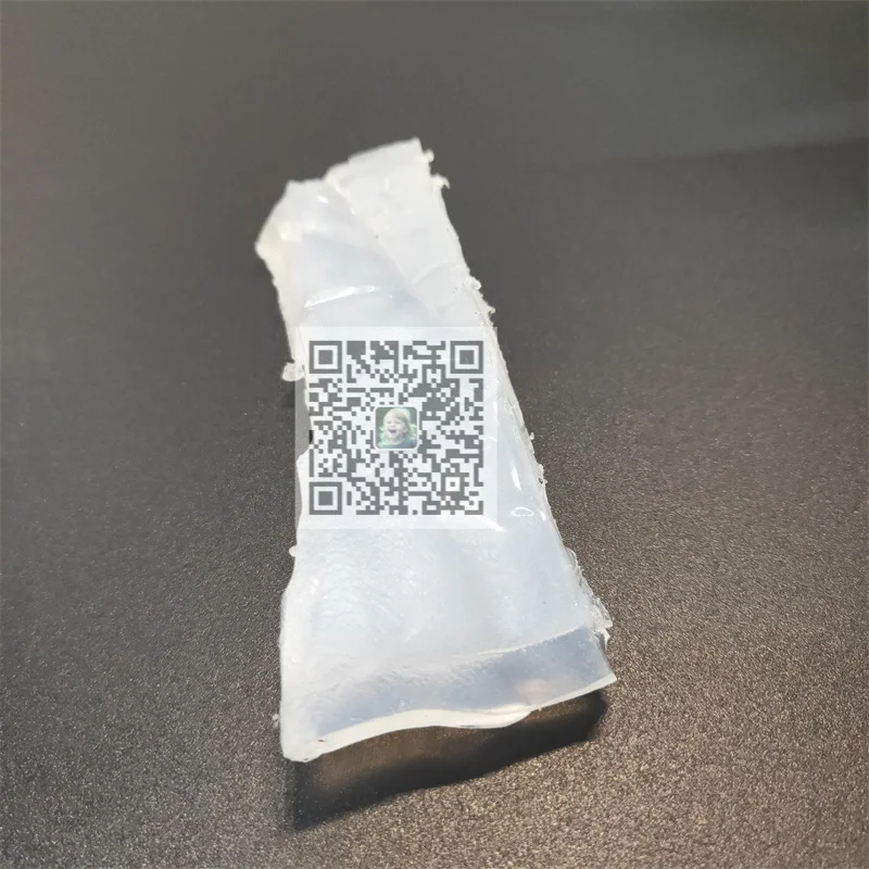 70% Содержание фтора пероксида фторэластомера FKM необработанной жевательной резинки