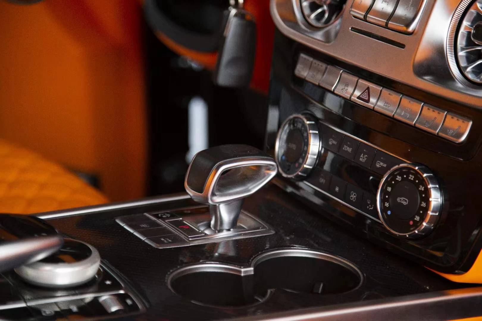 Luxury interior upgrade kit with seats cover dashboard  for Mercedes Benz G class G300 G500 G63 W463