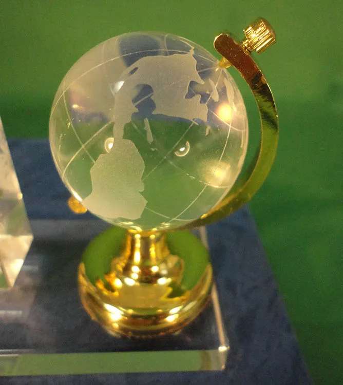 Laser Jesus Earth Globe Glass Crystal Pen Holder MH-B0344