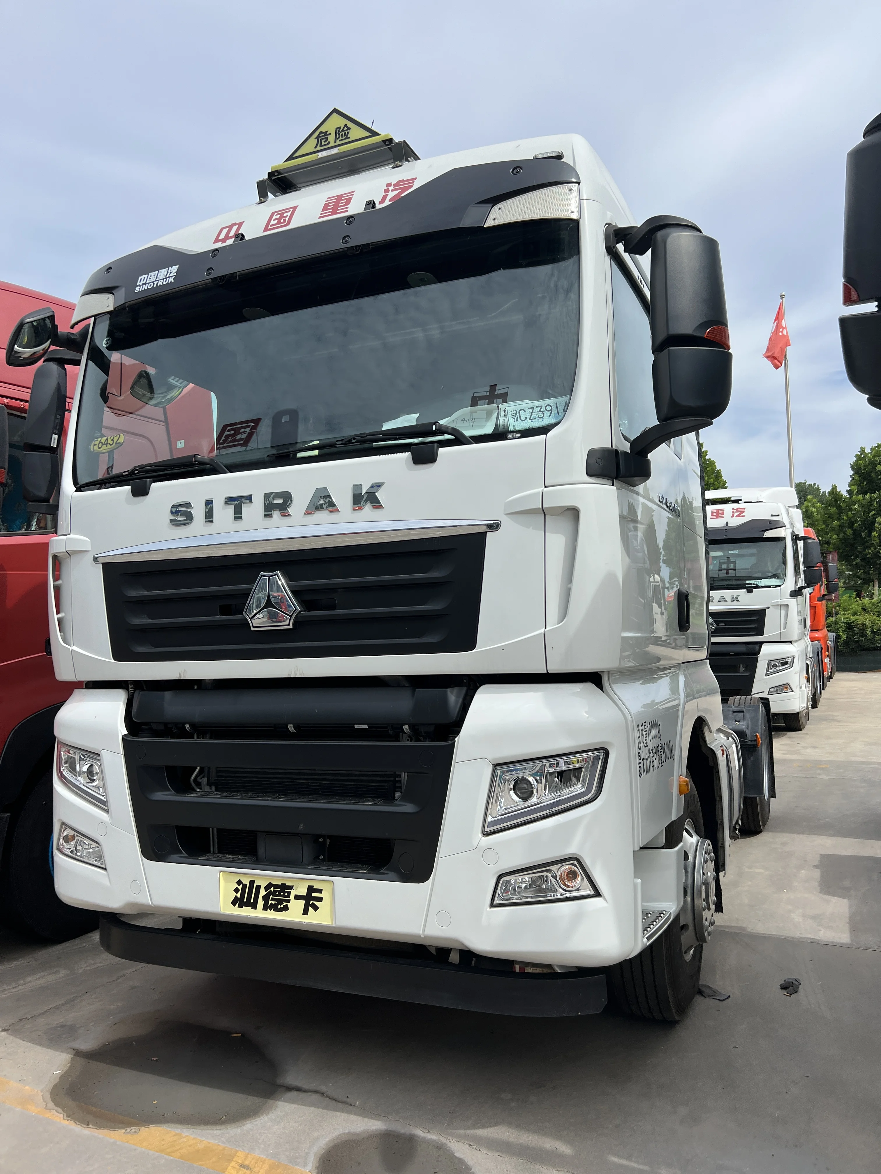 2024 Top Quality Automatic Gearbox Sinotruk SITRAK 4X2 C7H Truck Head