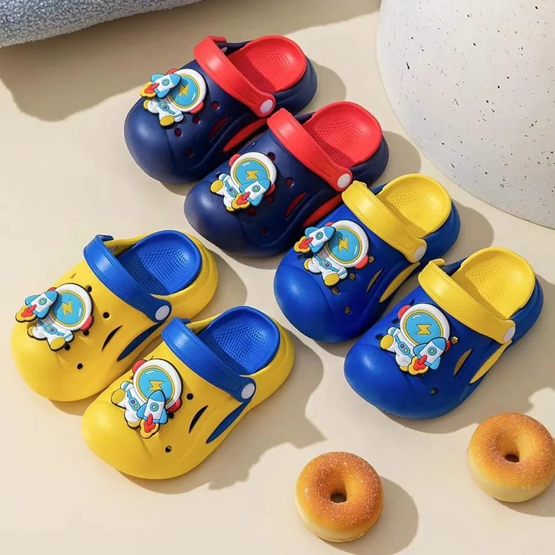 SATU Wholesale Baby Slides Sapceman Fresh EVA Clogs Sandals Soft Sole Summer Toddler Slides Slippers For Kid