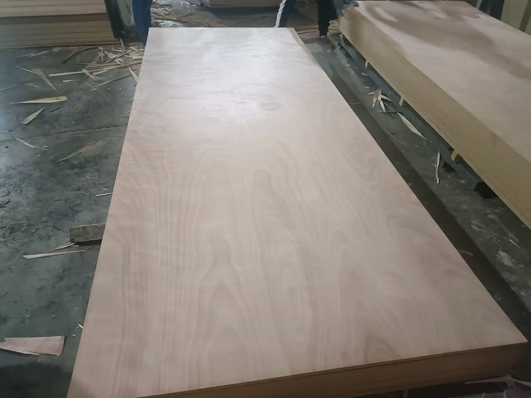 Red Hardwood Meranti Lauan Plywood Commercial Plywood manufacture