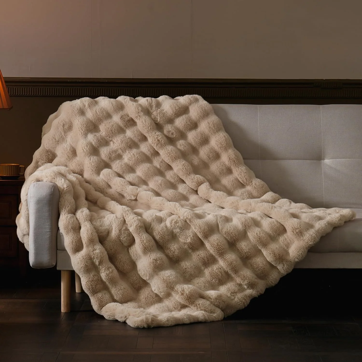 Super Comfort Oversized Warm Thick Bubble Plush Rabbit Faux Fur Blanket,Luxury Faux Rabbit Fur Blanket