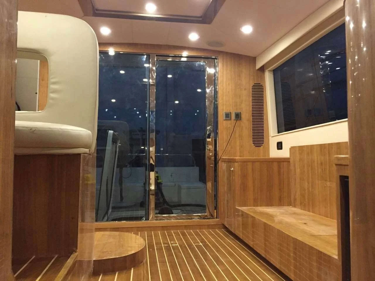 Bestyear 11.8M Fiberglass Luxury Sport Motor Yacht BY38